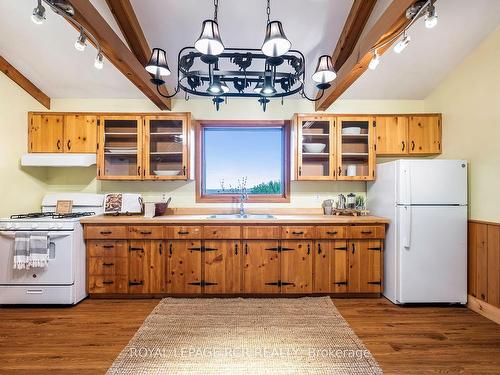 433409 4Th Line, Amaranth, ON - Indoor Photo Showing Kitchen