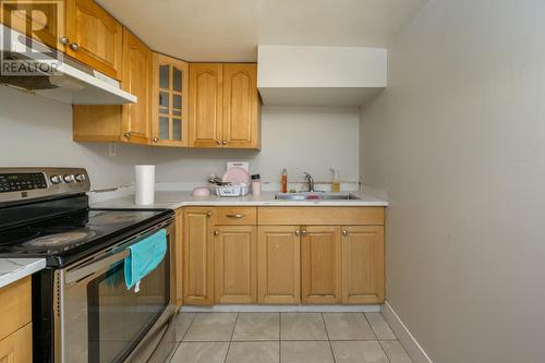 4155 Barnes Drive, Prince George, BC - Indoor Photo Showing Kitchen With Double Sink