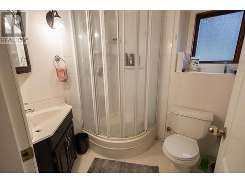 3682 Juniper Avenue, Terrace, BC - Indoor Photo Showing Bathroom