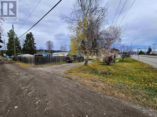 3020 5Th Avenue, Prince George, BC - Outdoor