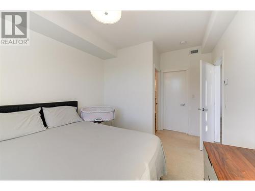 1800 Richter Street Unit# Ph6, Kelowna, BC - Indoor Photo Showing Bedroom