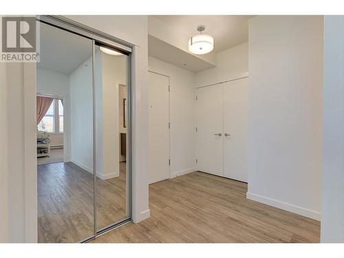 1800 Richter Street Unit# Ph6, Kelowna, BC - Indoor Photo Showing Other Room