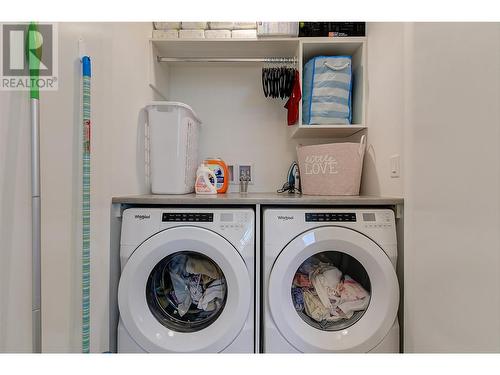 1800 Richter Street Unit# Ph6, Kelowna, BC - Indoor Photo Showing Laundry Room