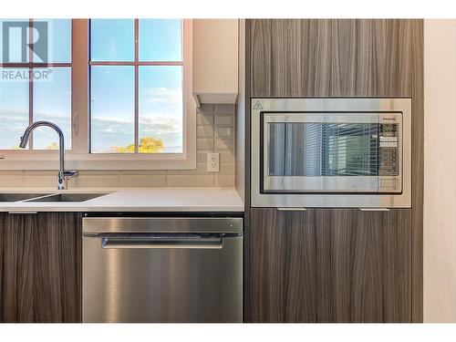 1800 Richter Street Unit# Ph6, Kelowna, BC - Indoor Photo Showing Kitchen With Double Sink