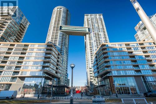 3206 - 15 Iceboat Terrace, Toronto, ON - Outdoor With Facade