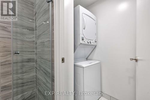 2006 - 39 Roehampton Avenue, Toronto, ON - Indoor Photo Showing Bathroom