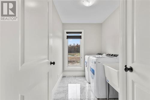 8356 Annie, Amherstburg, ON - Indoor Photo Showing Laundry Room