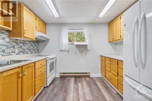 Basement Kitchen - 225 Twelfth Street E, Cornwall, ON - Indoor Photo Showing Kitchen