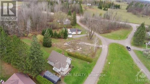 522 Heather Place, Whitewater Region, ON 