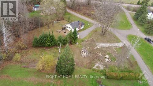 522 Heather Place, Whitewater Region, ON 