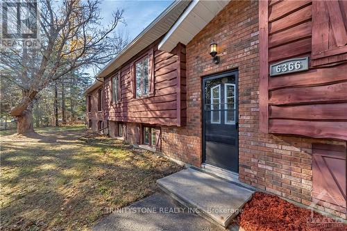 6366 Rothbourne Road, Ottawa, ON - Outdoor