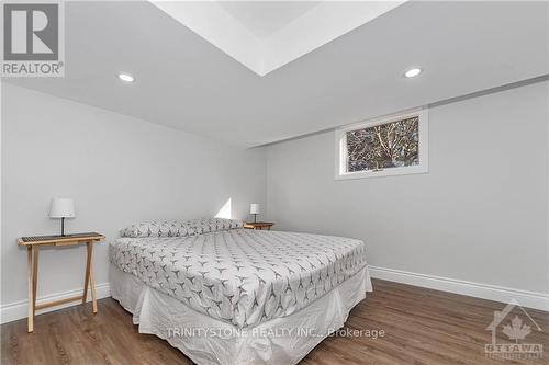 6366 Rothbourne Road, Ottawa, ON - Indoor Photo Showing Bedroom