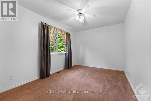 5 Rockwood Drive, Mcnab/Braeside, ON - Indoor Photo Showing Other Room