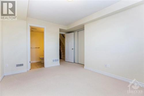 2404 Esprit Drive, Ottawa, ON - Indoor Photo Showing Other Room