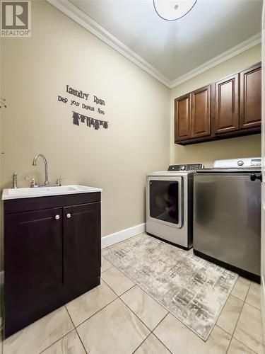 17 Dock Point Street, Marystown, NL - Indoor Photo Showing Laundry Room