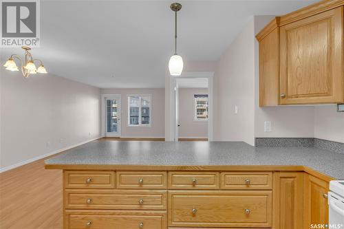 306 2909 Arens Road E, Regina, SK - Indoor Photo Showing Kitchen