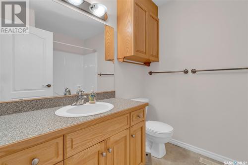 306 2909 Arens Road E, Regina, SK - Indoor Photo Showing Bathroom