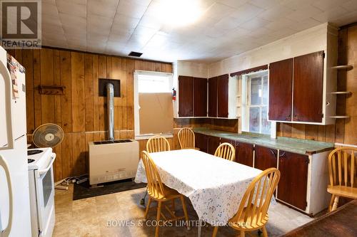 506A Lakeview Road, Bancroft, ON - Indoor Photo Showing Dining Room