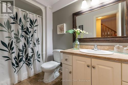 Lower Level Bath 3 Piece - 377 Darcy Drive S, Strathroy-Caradoc (Ne), ON - Indoor Photo Showing Bathroom