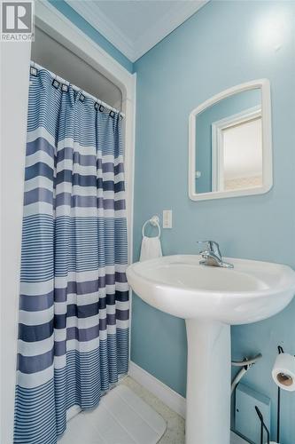 28 Penmore Drive, Mount Pearl, NL - Indoor Photo Showing Bathroom