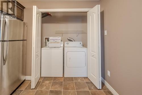 67 Westport Drive, Paradise, NL - Indoor Photo Showing Laundry Room