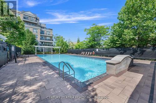 423 - 111 Civic Square Gate, Aurora, ON - Outdoor With In Ground Pool