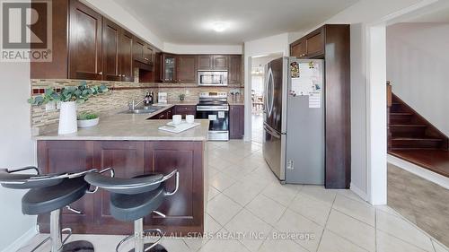 11884 Tenth Line, Whitchurch-Stouffville, ON - Indoor Photo Showing Kitchen