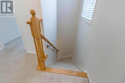 129 Hartford Crescent, Newmarket, ON - Indoor Photo Showing Other Room