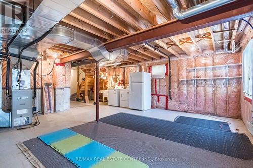 129 Hartford Crescent, Newmarket, ON - Indoor Photo Showing Basement