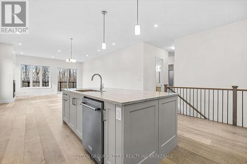 1633 Boardwalk Drive, Kingston (City Northwest), ON - Indoor Photo Showing Kitchen With Upgraded Kitchen