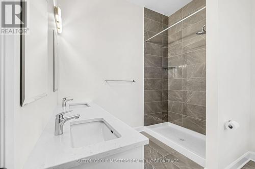 1633 Boardwalk Drive, Kingston (City Northwest), ON - Indoor Photo Showing Bathroom