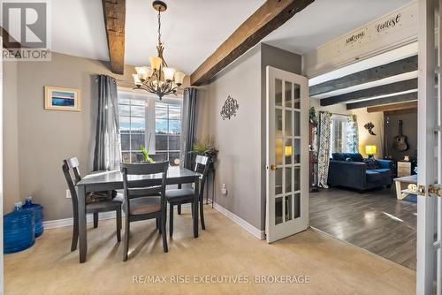 311 Simmons Road, Loyalist (Lennox And Addington - South), ON - Indoor Photo Showing Dining Room