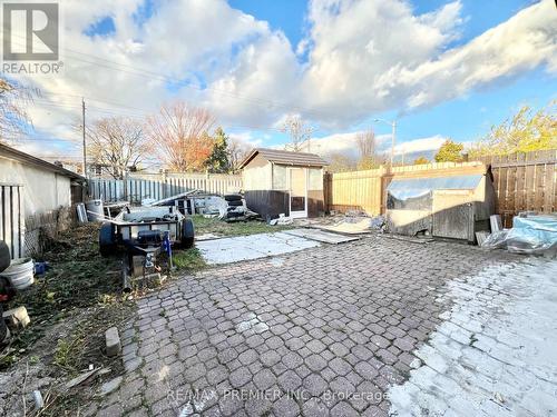 26 Thurrock Road, Toronto, ON - Outdoor