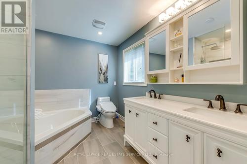 1460 Caulder Drive, Oakville, ON - Indoor Photo Showing Bathroom