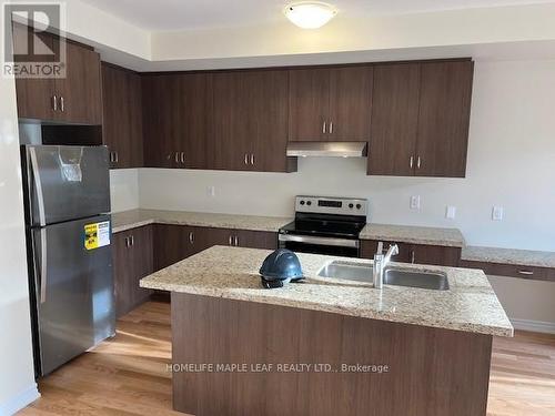 1392 National Commons N, Burlington, ON - Indoor Photo Showing Kitchen With Stainless Steel Kitchen