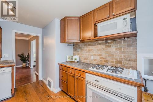 67 Hayes Avenue, Guelph, ON - Indoor Photo Showing Kitchen