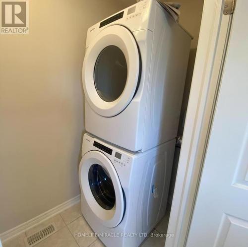 57 Sycamore Street, Welland, ON - Indoor Photo Showing Laundry Room