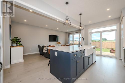 56 Keating Street, Guelph, ON - Indoor Photo Showing Kitchen With Upgraded Kitchen