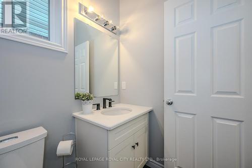 56 Keating Street, Guelph, ON - Indoor Photo Showing Bathroom