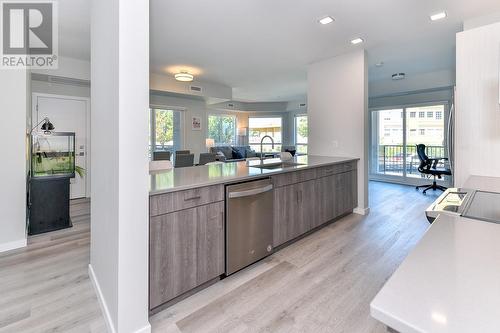 2301 Carrington Road Unit# 109, West Kelowna, BC - Indoor Photo Showing Kitchen