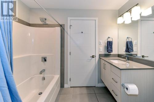 2301 Carrington Road Unit# 109, West Kelowna, BC - Indoor Photo Showing Bathroom