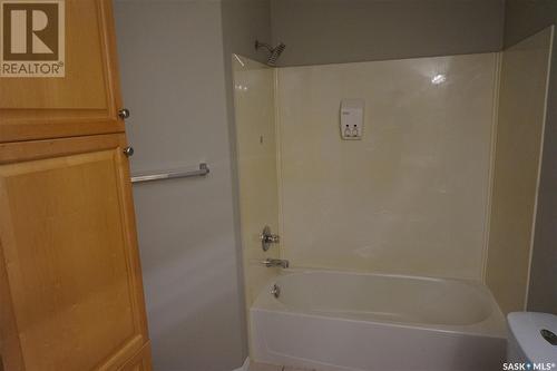 4034 Buckingham Drive E, Regina, SK - Indoor Photo Showing Bathroom