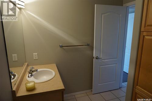 4034 Buckingham Drive E, Regina, SK - Indoor Photo Showing Bathroom