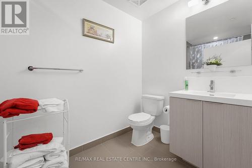 1303 - 225 Sumach Street, Toronto, ON - Indoor Photo Showing Bathroom