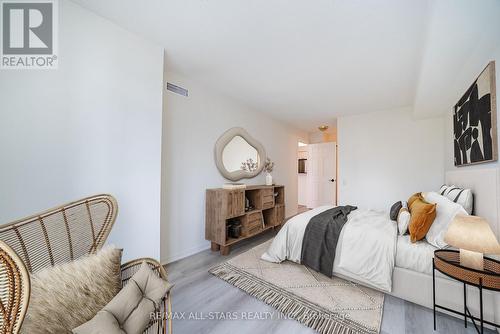 1116 - 8 Hillcrest Avenue, Toronto, ON - Indoor Photo Showing Bedroom