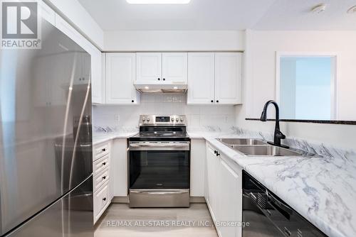 1116 - 8 Hillcrest Avenue, Toronto, ON - Indoor Photo Showing Kitchen With Stainless Steel Kitchen With Double Sink