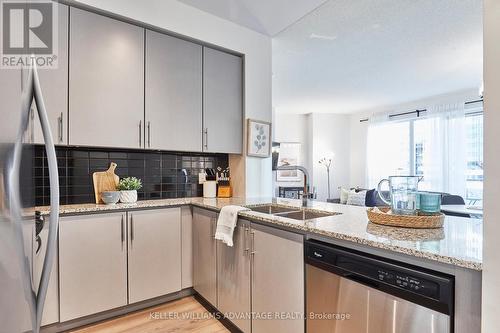 515 - 60 Berwick Avenue, Toronto, ON - Indoor Photo Showing Kitchen With Double Sink With Upgraded Kitchen