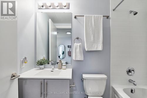 515 - 60 Berwick Avenue, Toronto, ON - Indoor Photo Showing Bathroom