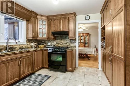 402 Maki Avenue, Sudbury, ON - Indoor Photo Showing Kitchen