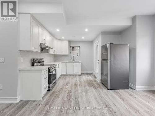 Lower - 46 Priory Drive, Whitby, ON - Indoor Photo Showing Kitchen